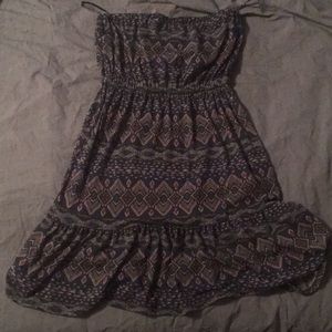 Cute tribal pattern strapless dress!